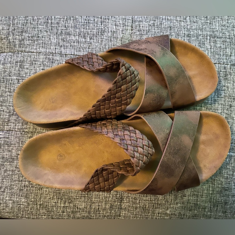 Women's Brown Sandals